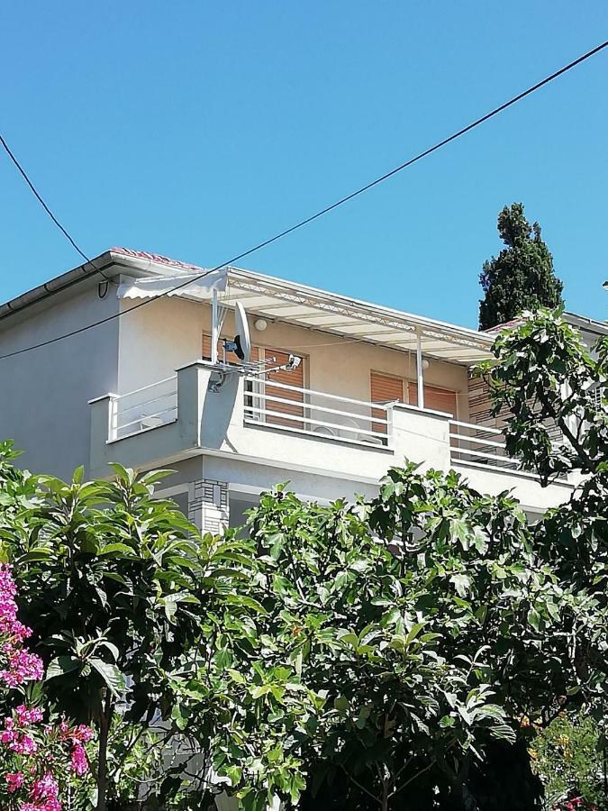 Apartman Mila Dramalj Exterior foto